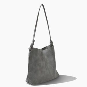 Elegant Gray Shoulder Bag